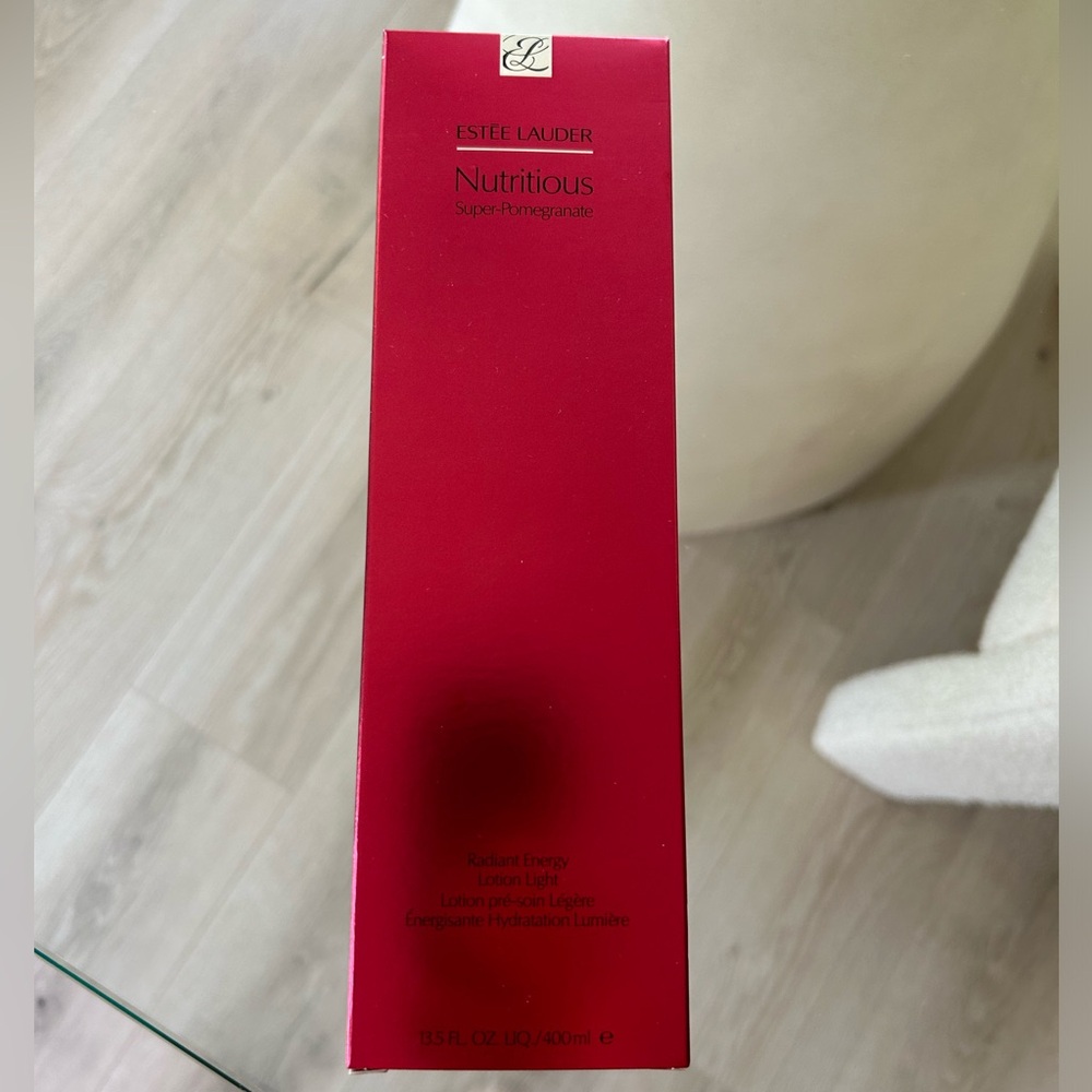 ESTÉE LAUDER SUPER- POMEGRANATE RADIANT ENERGY LOTION